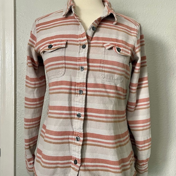 Patagonia Tops - Patagonia Striped Shirt Jacket Top Sandstone & Rust Tones Organic Cotton Size 8